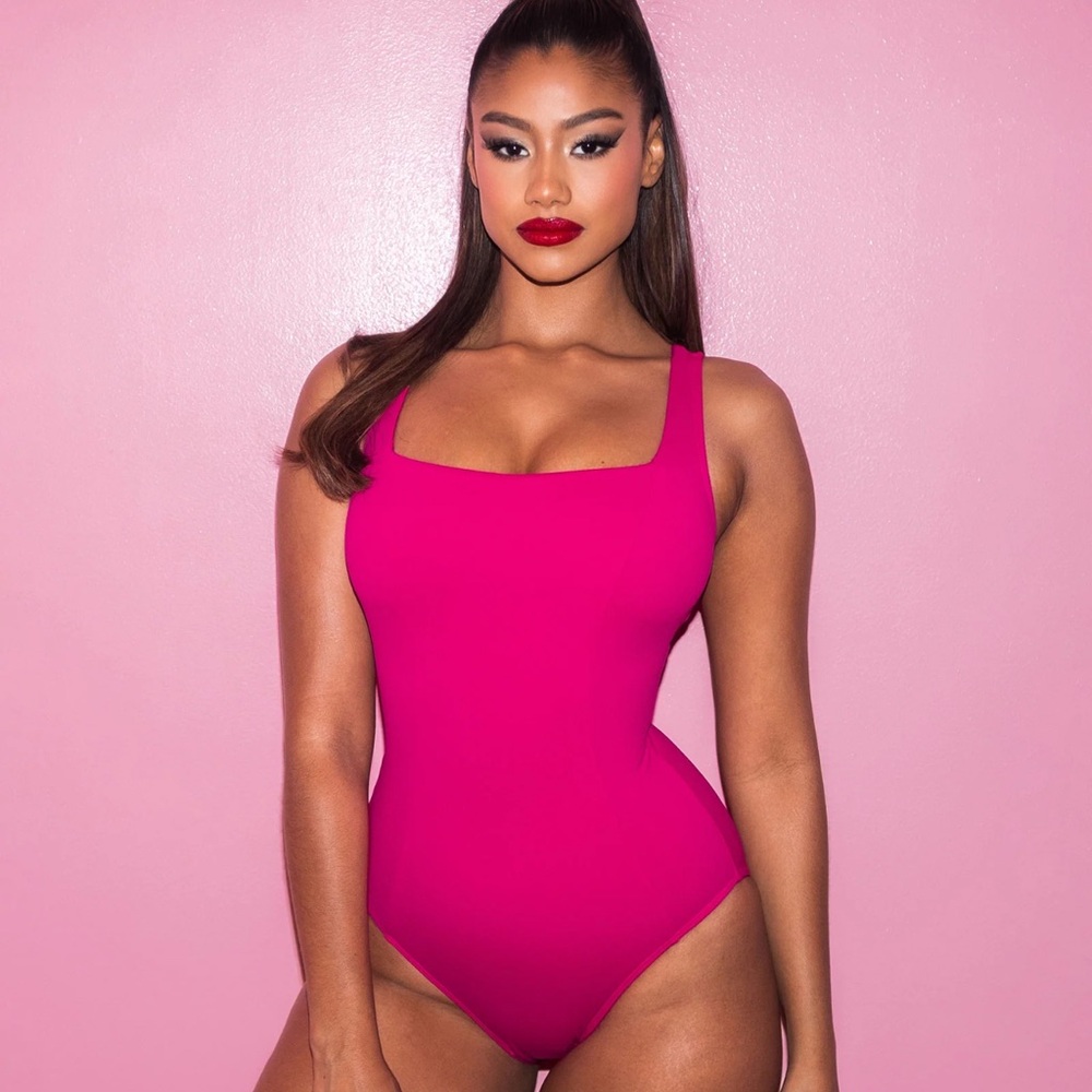 TA3 Plungey 💕Hot Pink 💕 square neck swimsuit